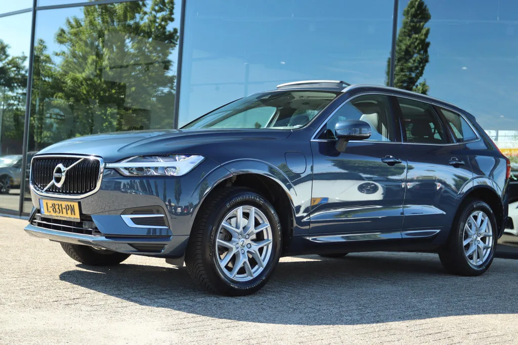 Volvo XC60 (2018) — foto 1