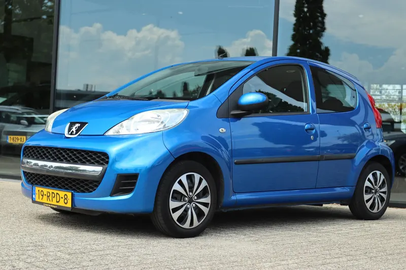 Peugeot 107 (2011)