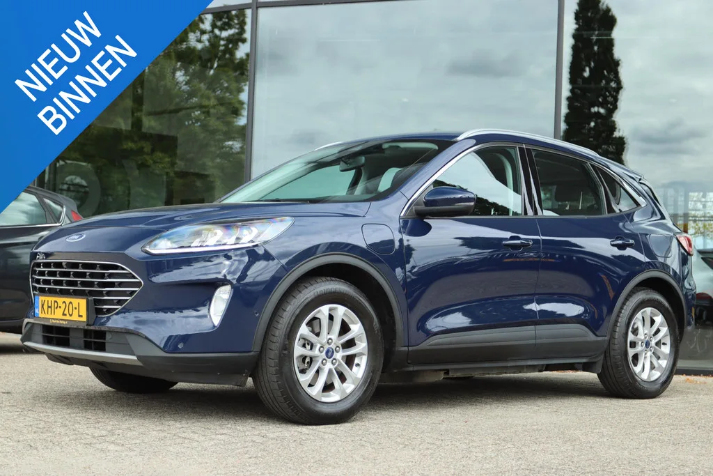 Ford Kuga (2021) — foto 1