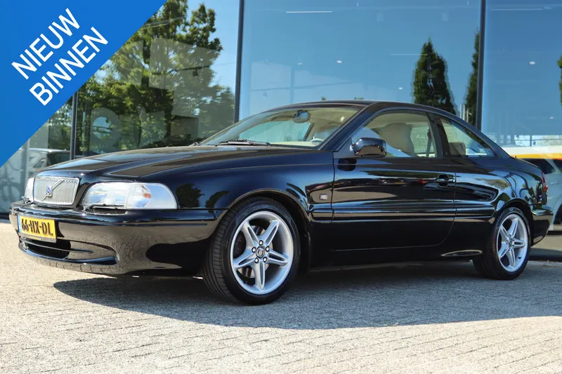 Volvo C70 (2002)