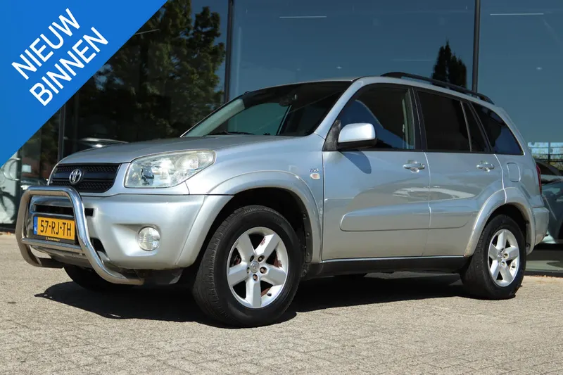 Toyota RAV4 (2005)