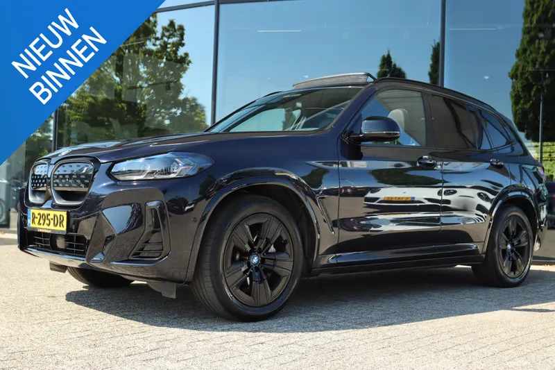 BMW iX3 (2022)