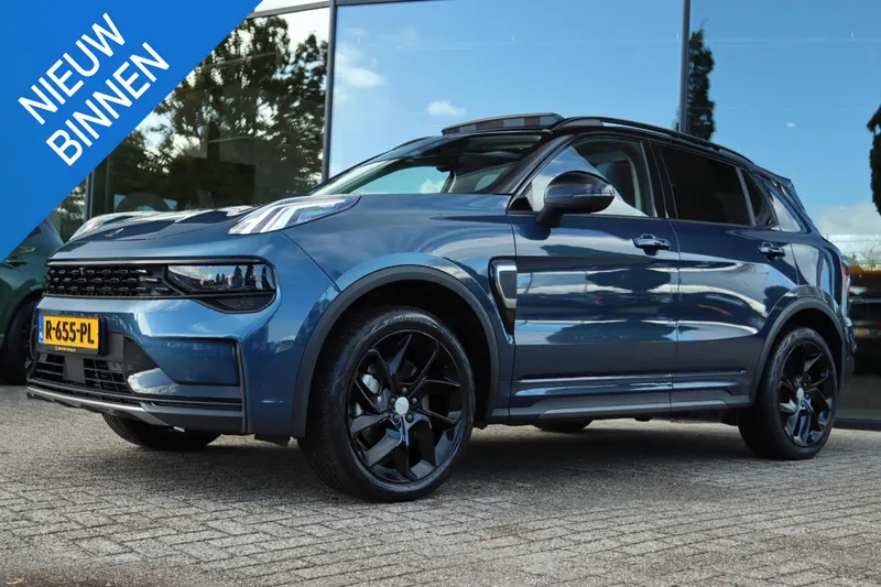 Lynk & Co 01 (2022)