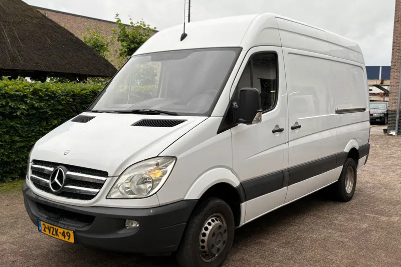 Mercedes-Benz Sprinter (2012)