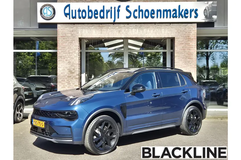 Lynk & Co 01 (2025)