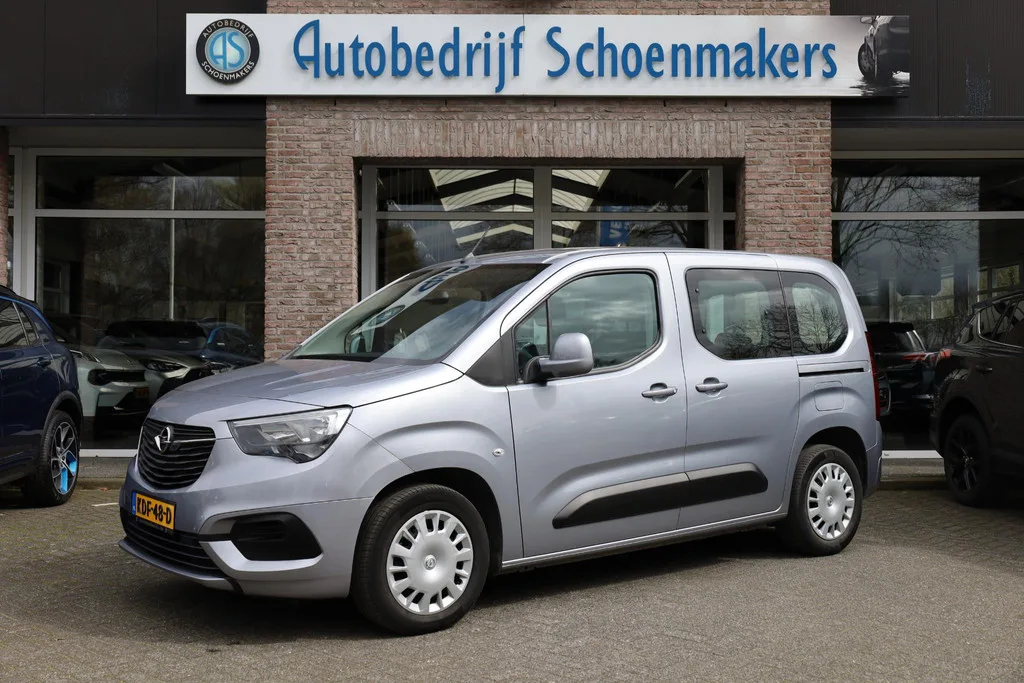 Opel Combo Life (2020) — foto 1