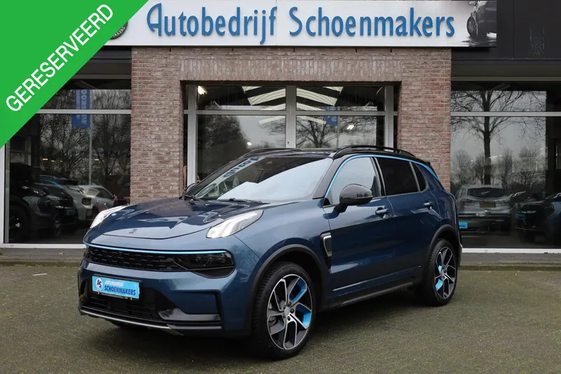 Lynk & Co 01 (2023)