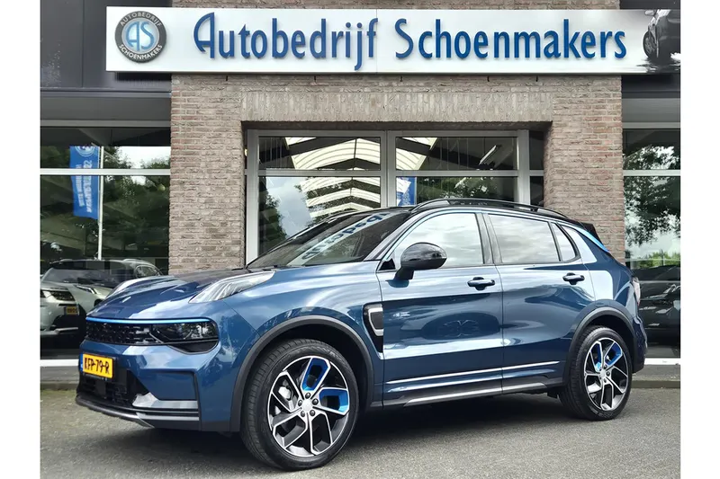 Lynk & Co 01 (2024)