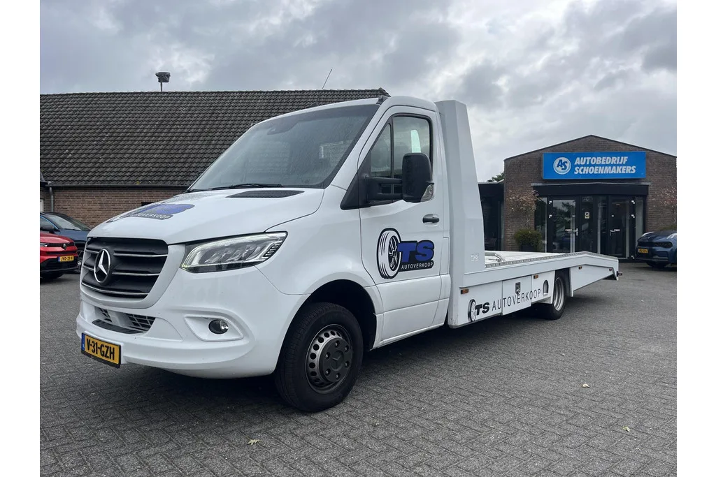 Mercedes-Benz Sprinter (2024) — foto 1