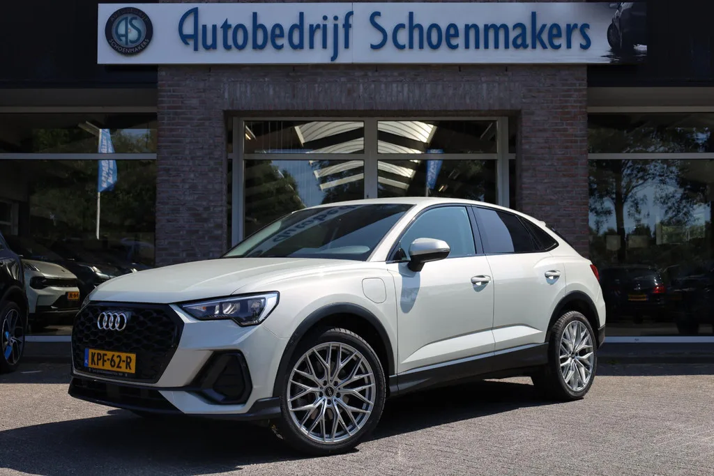 Audi Q3 (2022) — foto 1