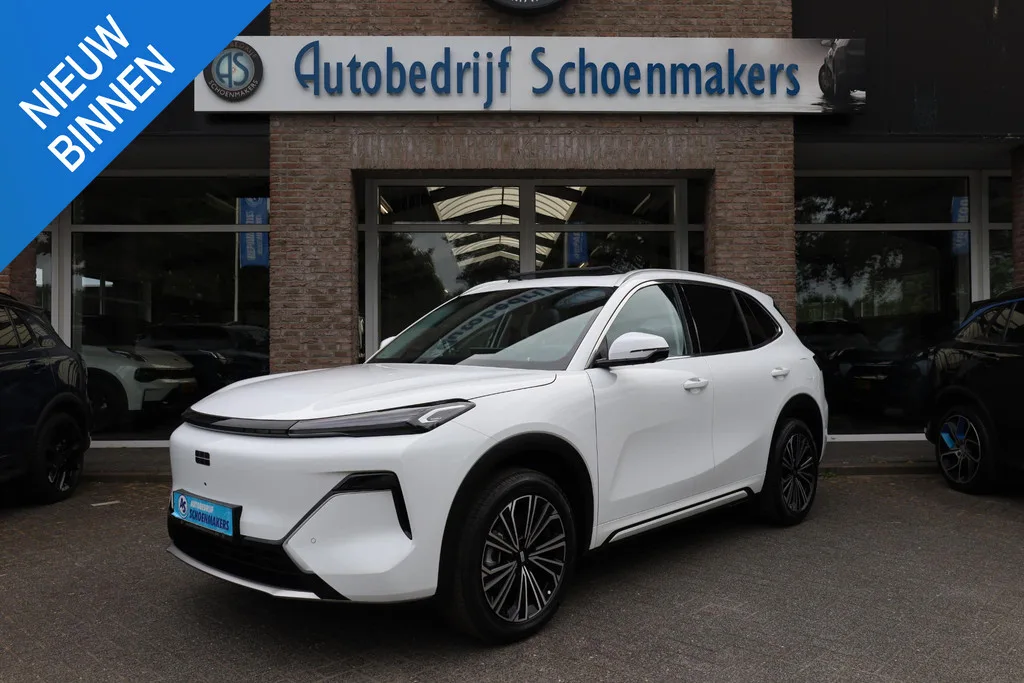 Geely Starray EM-i (2026) — foto 1