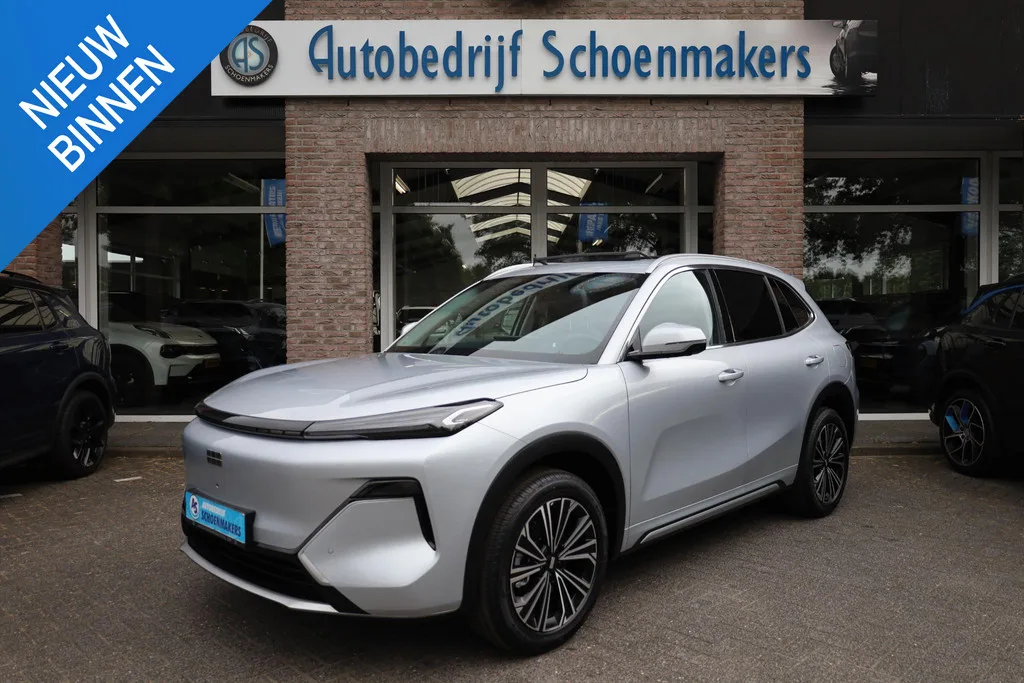 Geely Starray EM-i (2026) — foto 1