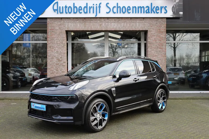 Lynk & Co 01 (2023)
