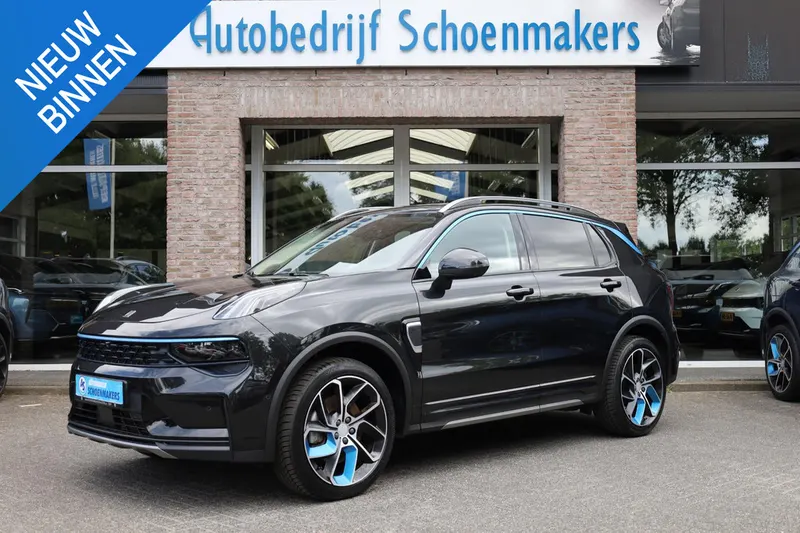 Lynk & Co 01 (2022)