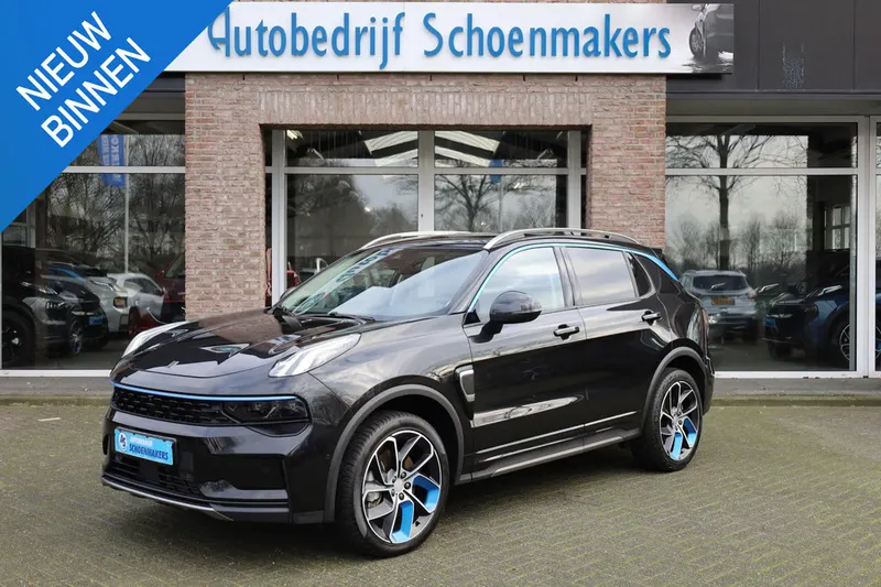 Lynk & Co 01 (2022)