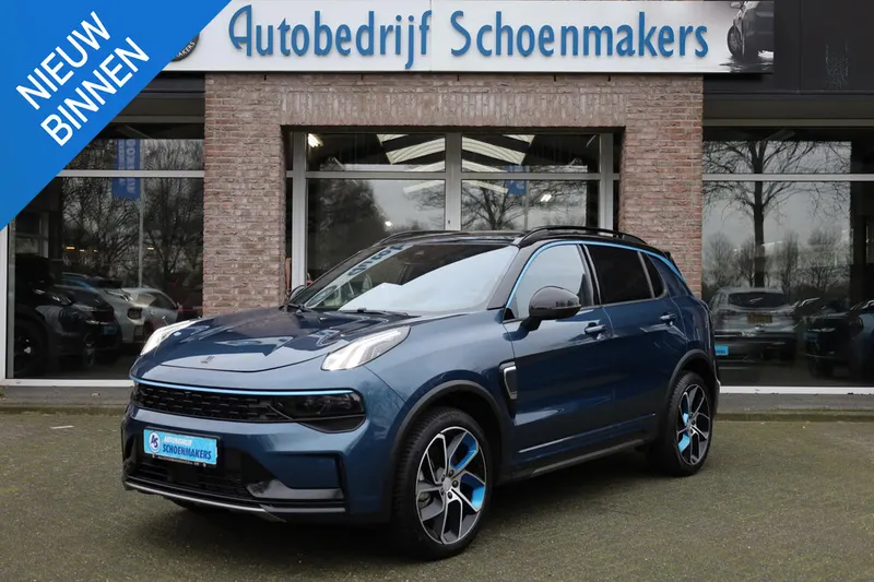 Lynk & Co 01 (2023)