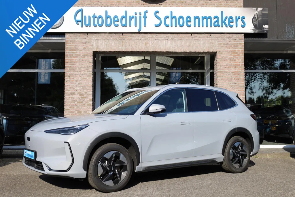 Geely E5 (2026) — foto 1