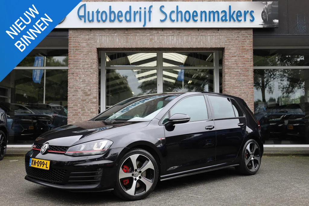Volkswagen Golf (2016) — foto 1