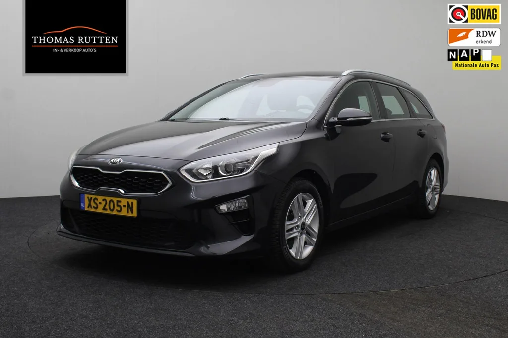 Kia Ceed Sportswagon (2019) — foto 1