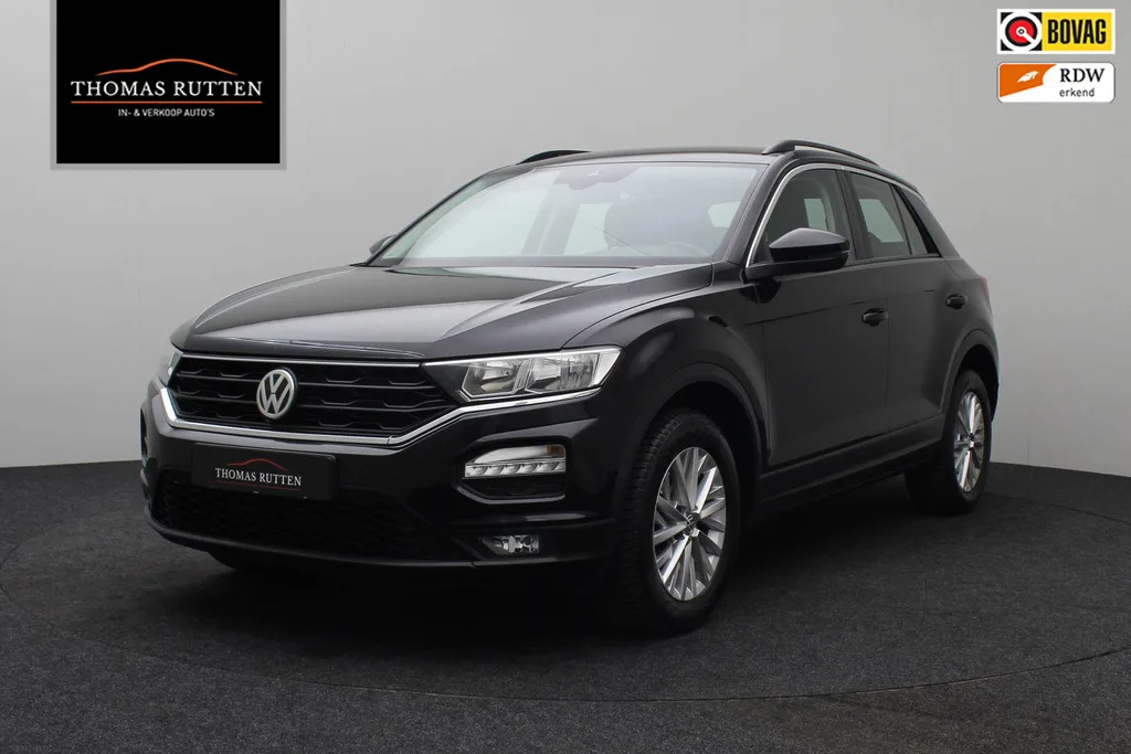 Volkswagen T-Roc (2019) — foto 1