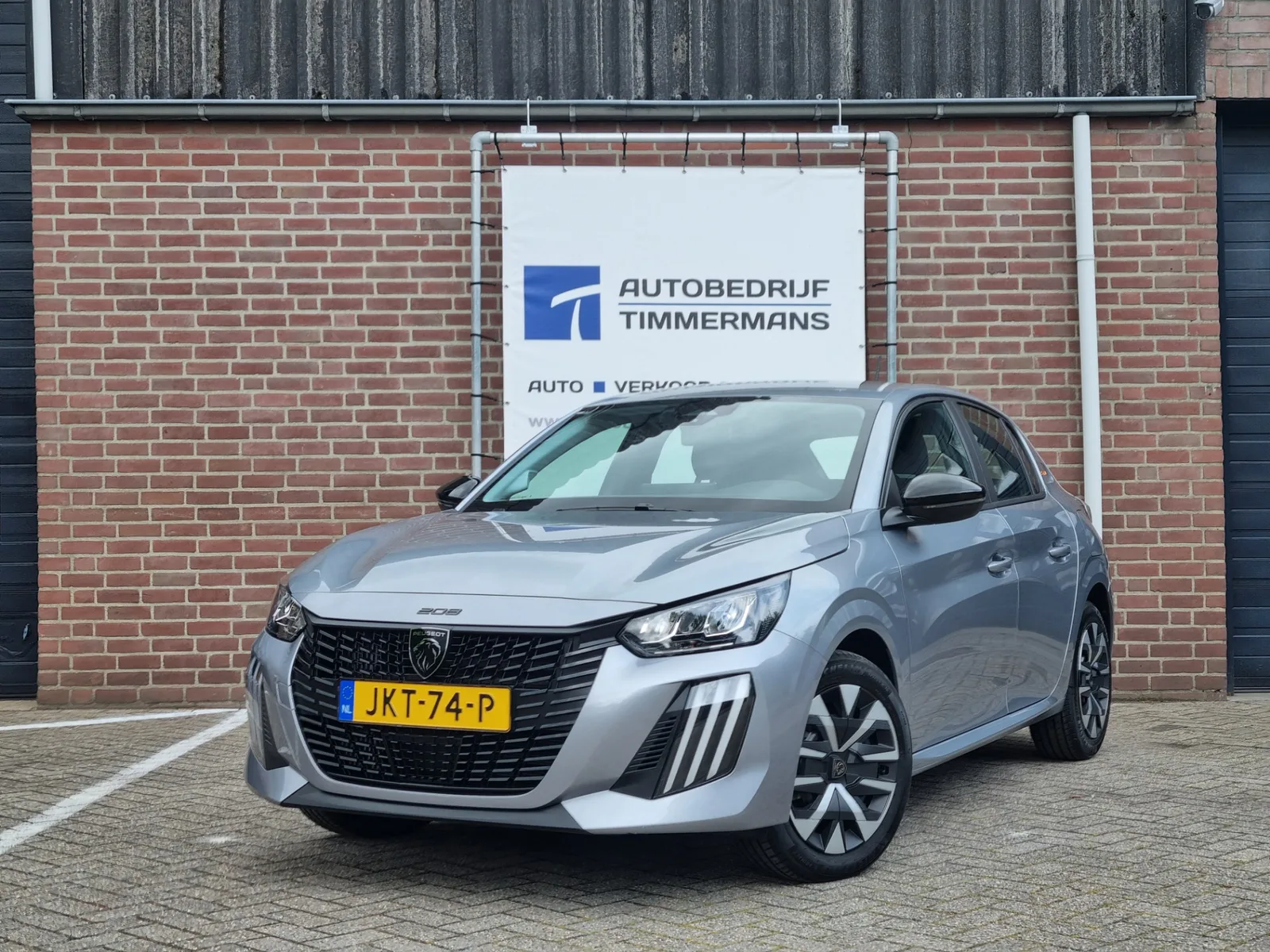 Peugeot 208 (2025) — foto 1