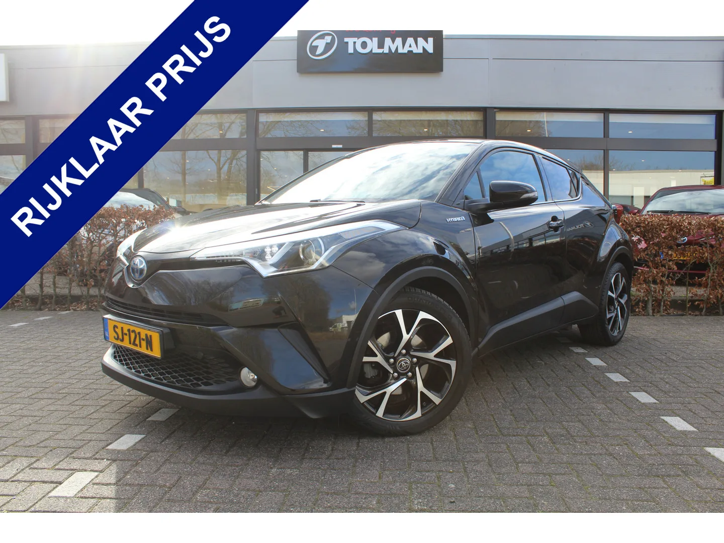 Toyota C-HR (2018) — foto 1