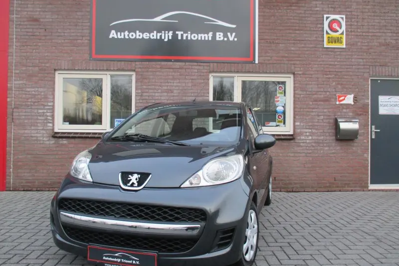 Peugeot 107 (2010)