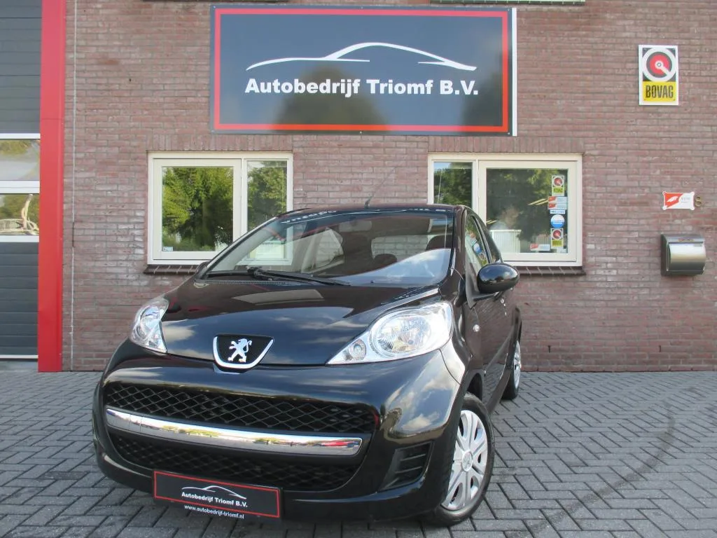 Peugeot 107 (2012) — foto 1
