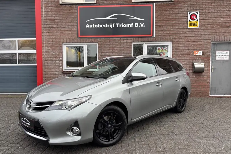 Toyota Auris (2013)