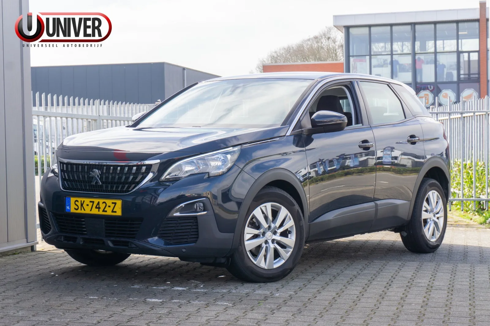 Peugeot 3008 (2018) — foto 1