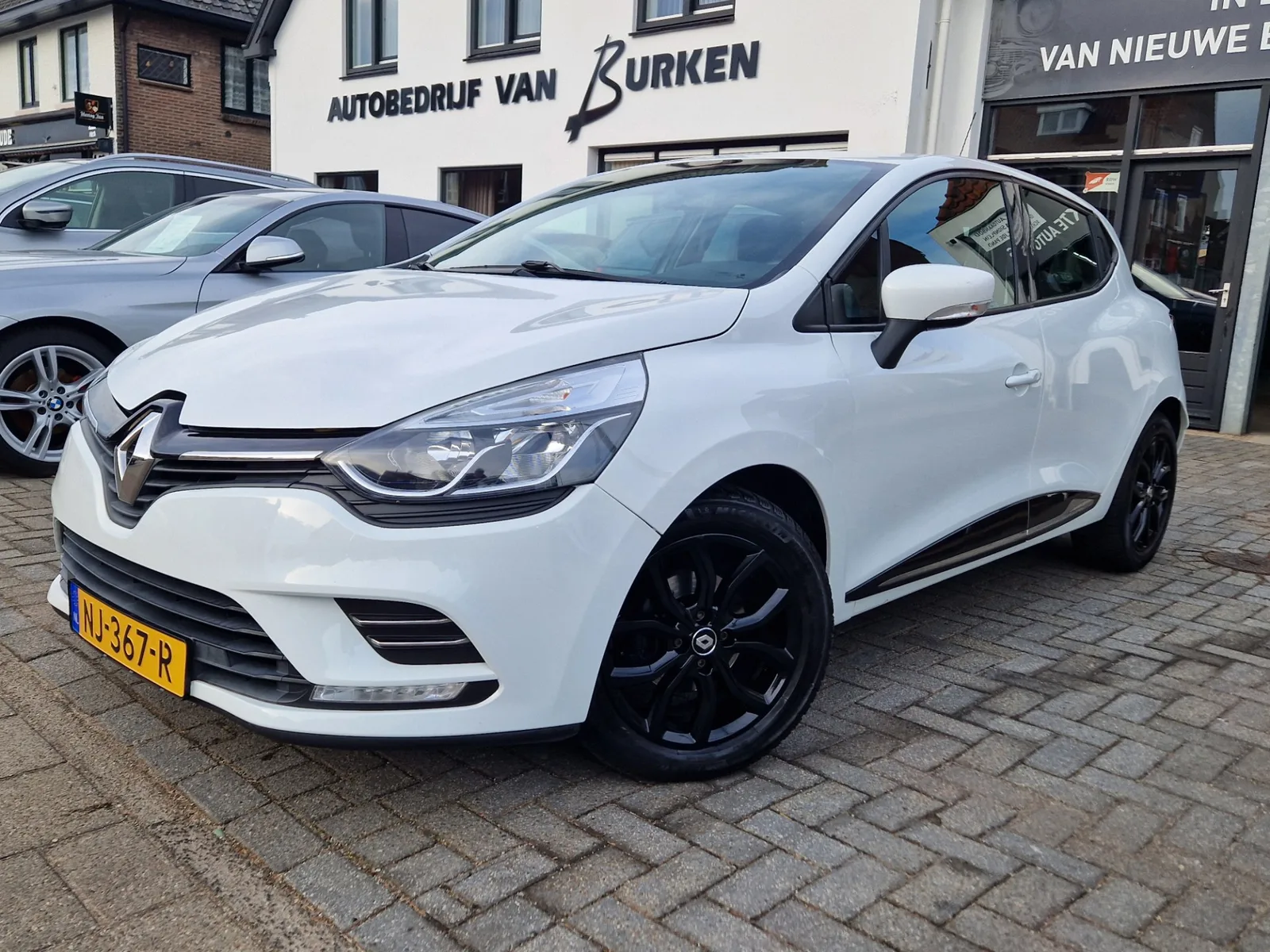 Renault Clio (2017) — foto 1
