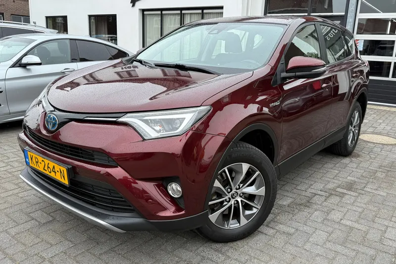 Toyota RAV4 (2016)
