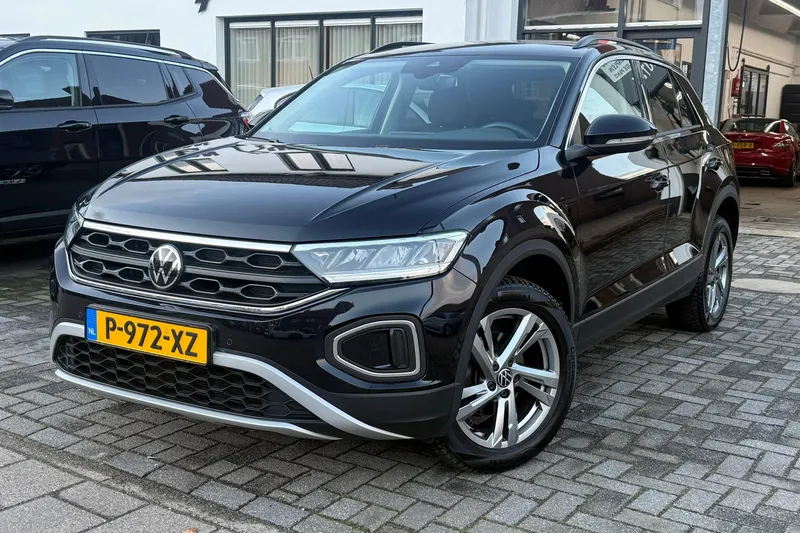 Volkswagen T-Roc (2022)