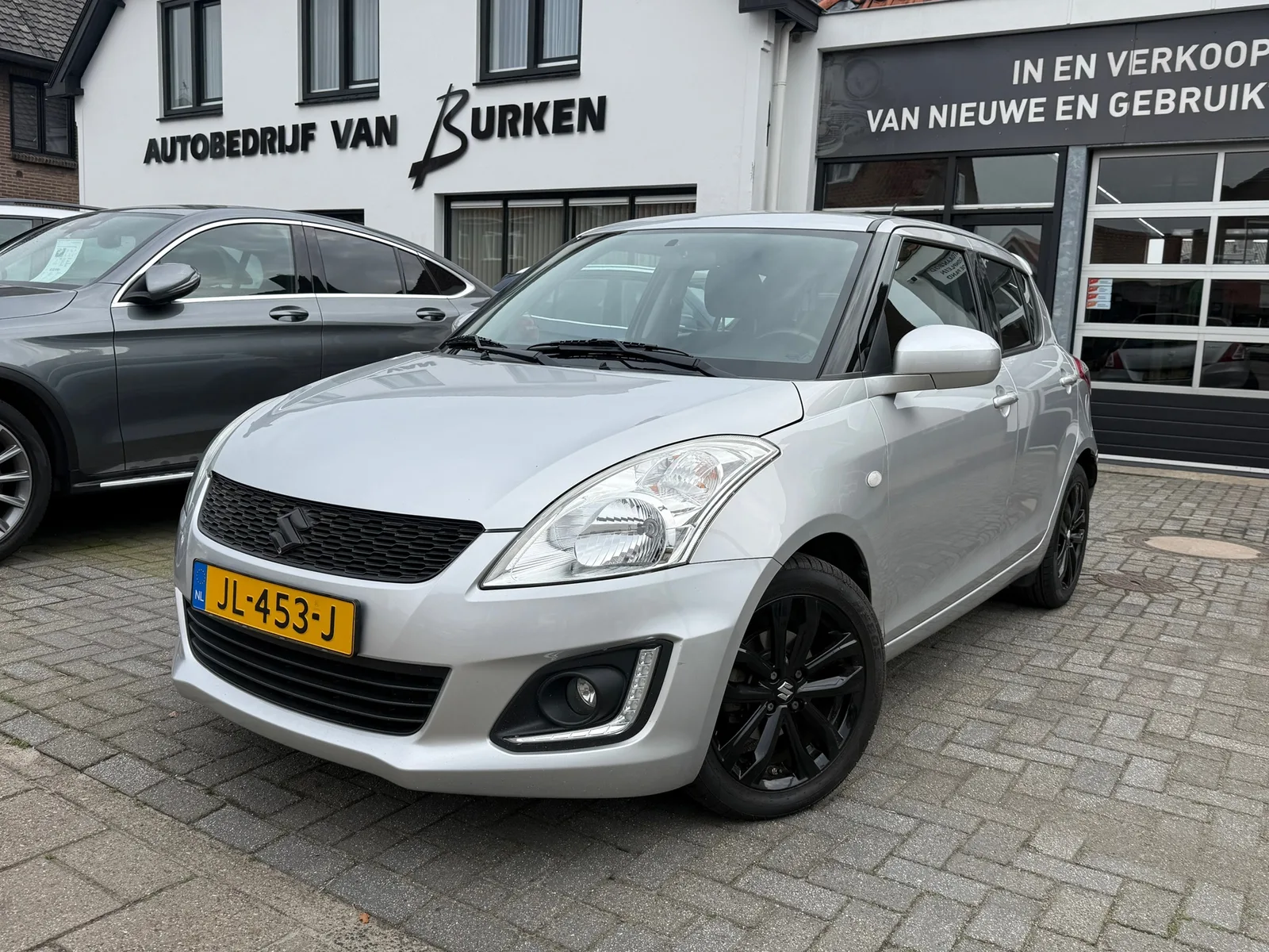 Suzuki Swift (2016) — foto 1