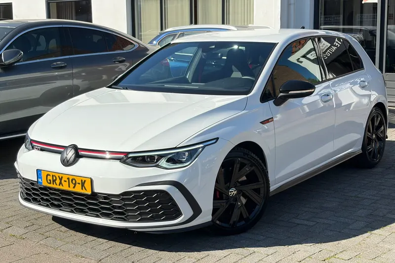 Volkswagen Golf (2022)