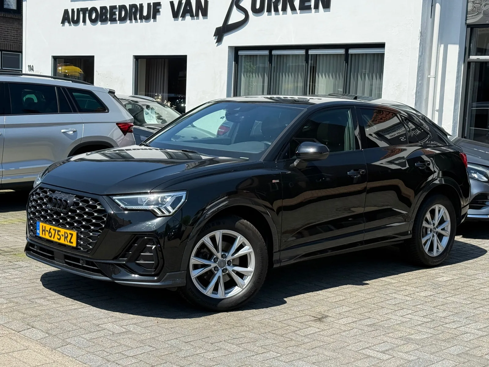 Audi Q3 (2020) — foto 1