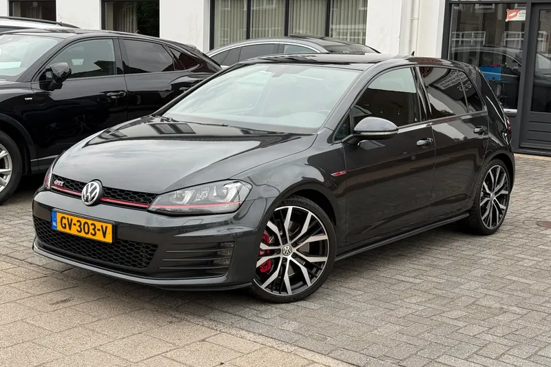 Volkswagen Golf (2015)