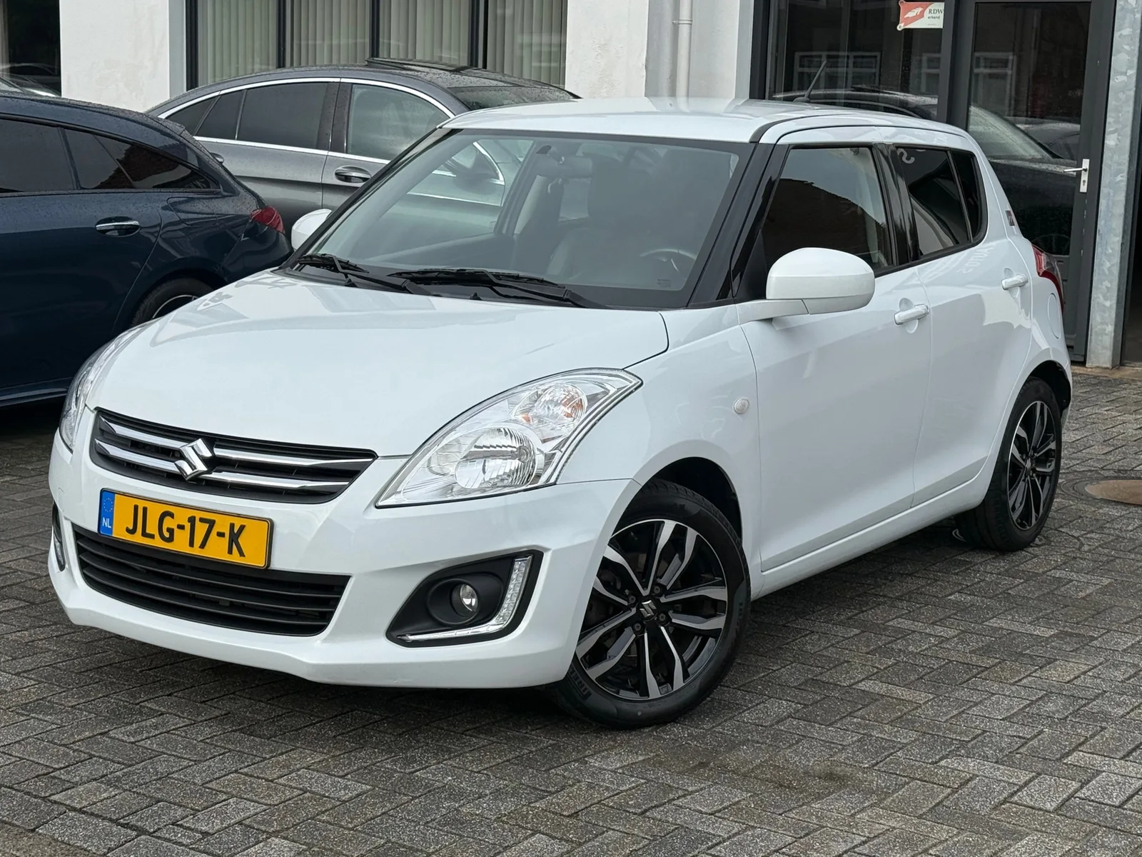 Suzuki Swift (2017) — foto 1