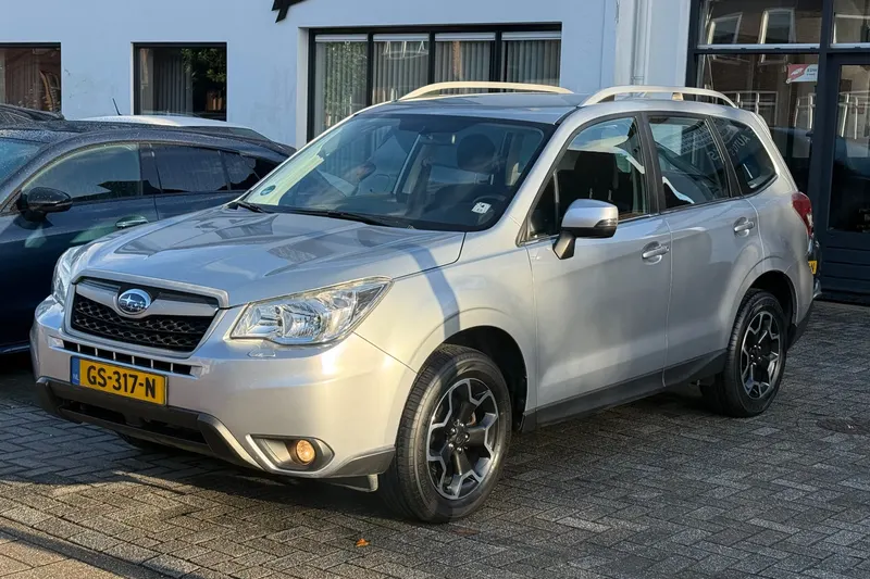 Subaru Forester (2015)