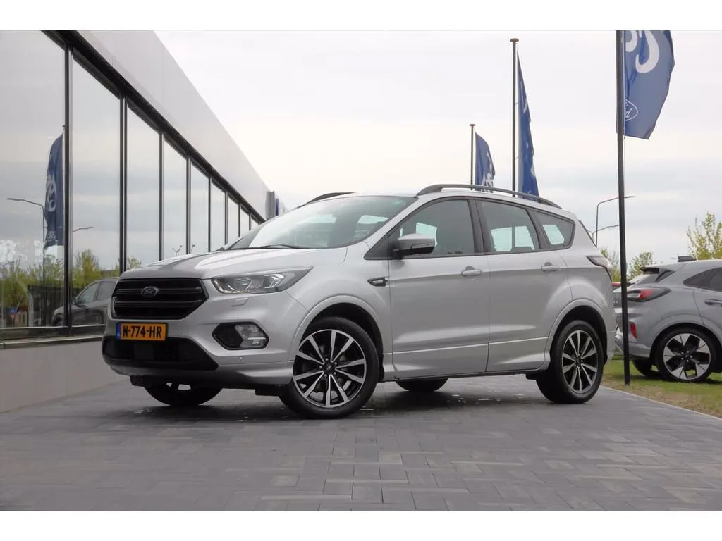Ford Kuga (2019) — foto 1