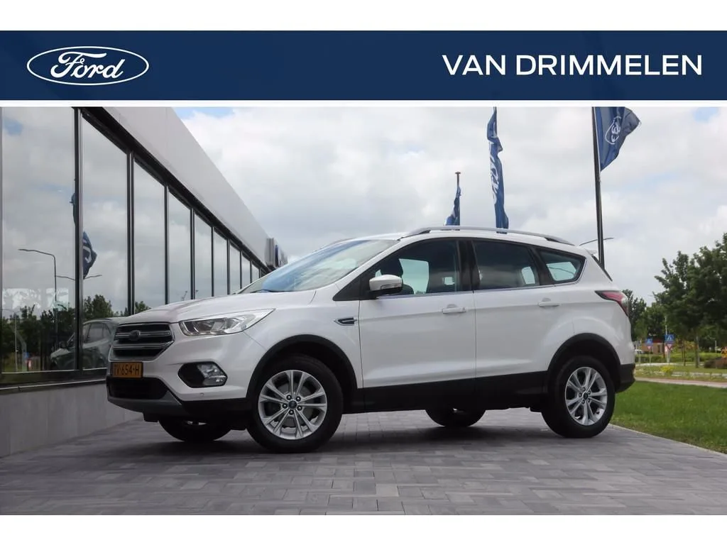 Ford Kuga (2018) — foto 1