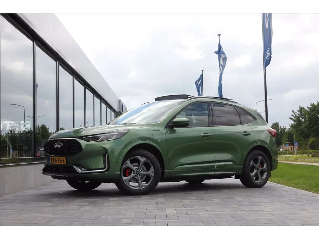 Ford Kuga (2024) — foto 1