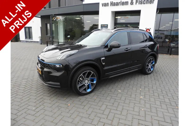 Lynk & Co 01 (2023)