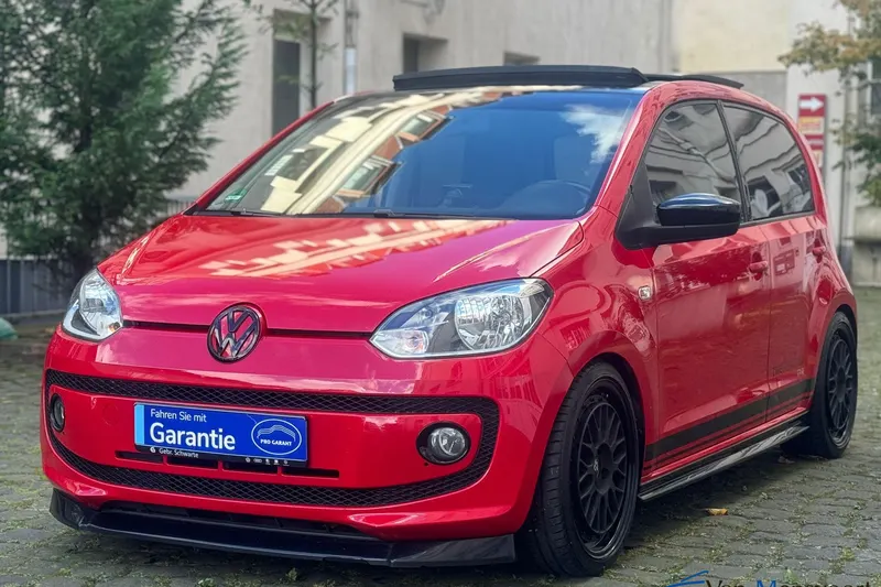 Volkswagen Up! (2013)