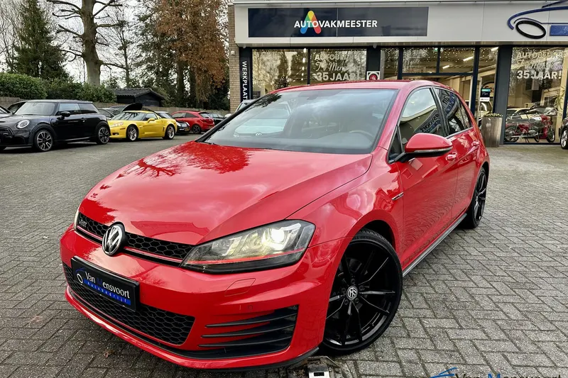 Volkswagen Golf (2016)