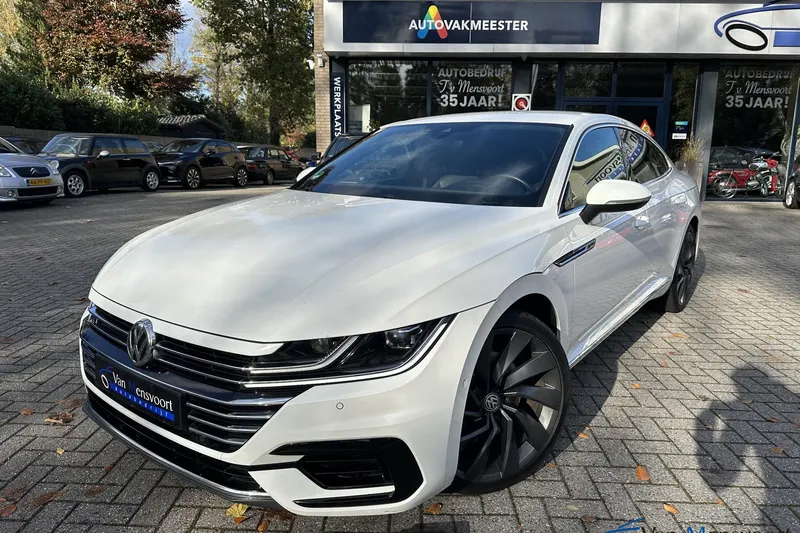 Volkswagen Arteon (2017)