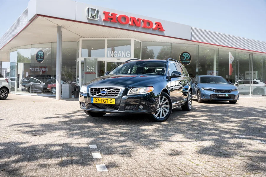 Volvo V70 (2012) — foto 1