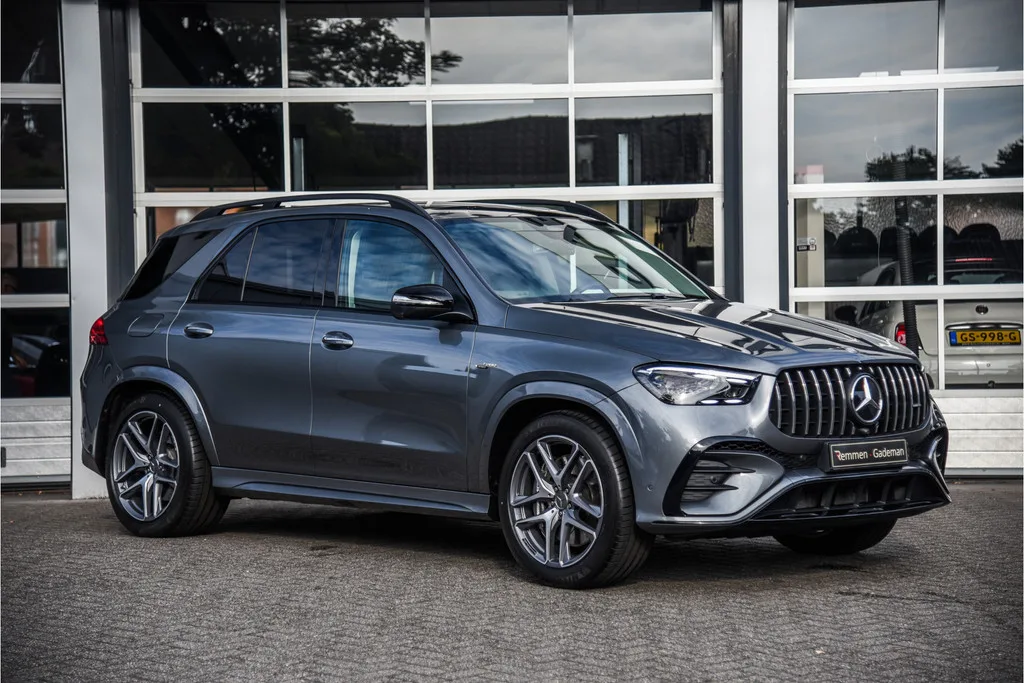 Mercedes-Benz GLE (2025) — foto 1