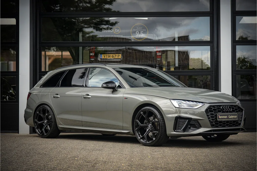 Audi A4 (2024) — foto 1