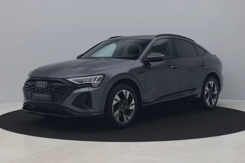 Audi Q8 (2023)